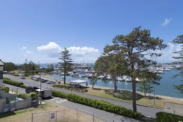 487 Royal Esplanade, Manly QLD 4179