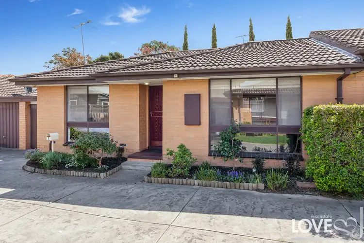 2/28 Sharpe Street, Reservoir VIC 3073