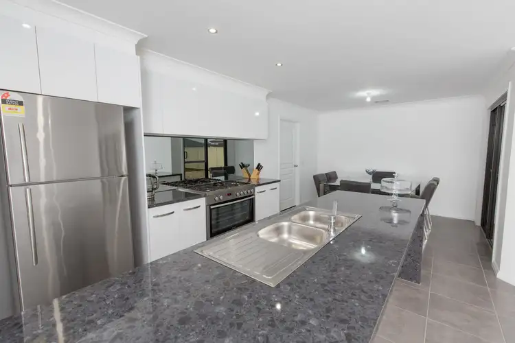 Second view of Homely house listing, 17 Ontario Park Drive, Mildura VIC 3500