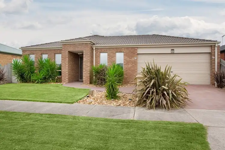 13 Oak Avenue, Longwarry VIC 3816