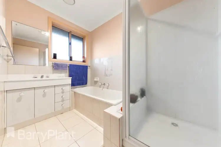Fifth view of Homely unit listing, 2/12 Glendenning Street, St Albans VIC 3021