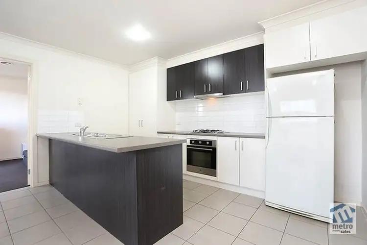 Second view of Homely house listing, 14 Alapont Close, Pakenham VIC 3810