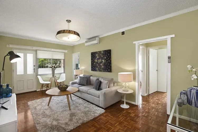 2/23 Wemyss Street, Enmore NSW 2042