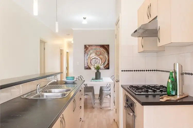 7 Tenth Avenue, Woodville North SA 5012