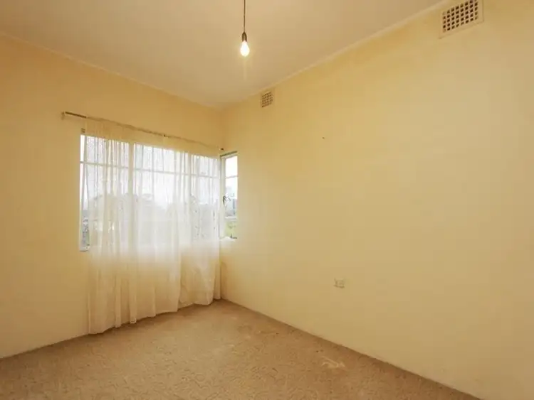 Fifth view of Homely house listing, 80 Deccan Street, Goulburn NSW 2580