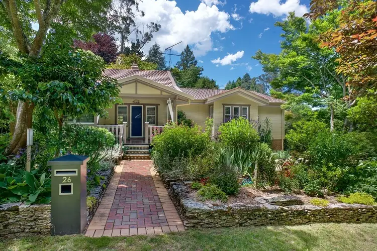 26 Gordon Road, Leura NSW 2780