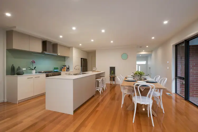 Fourth view of Homely house listing, 6 Pindan Court, Mount Waverley VIC 3149