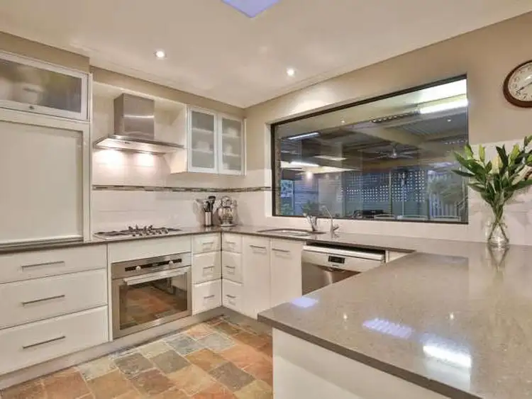 Second view of Homely house listing, 8 Swan Place, Mildura VIC 3500