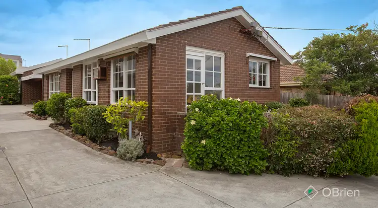 Main view of Homely unit listing, 1/25 Ti Tree Grove East, Parkdale VIC 3195