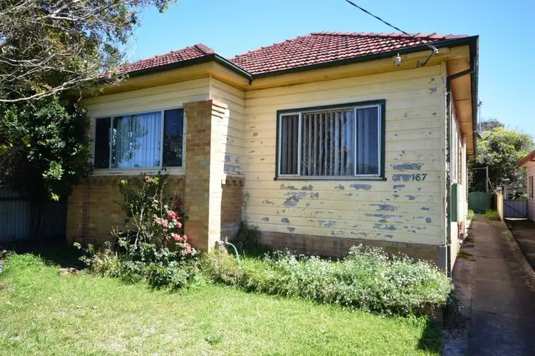 187 Dunbar Street, Stockton NSW 2295