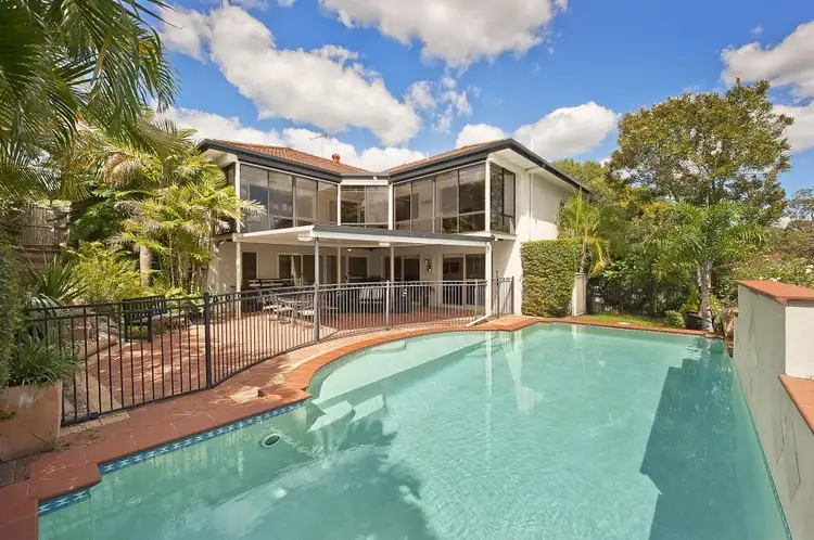 6 Quetta Close, Carindale QLD 4152