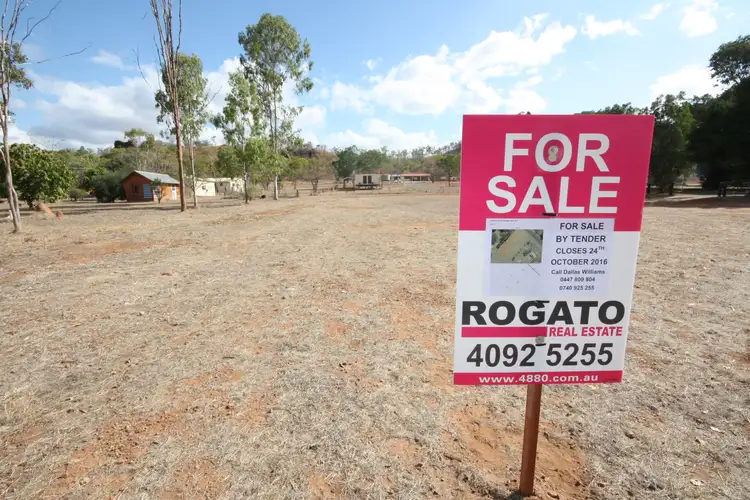 54 Queen Street, Chillagoe QLD 4871