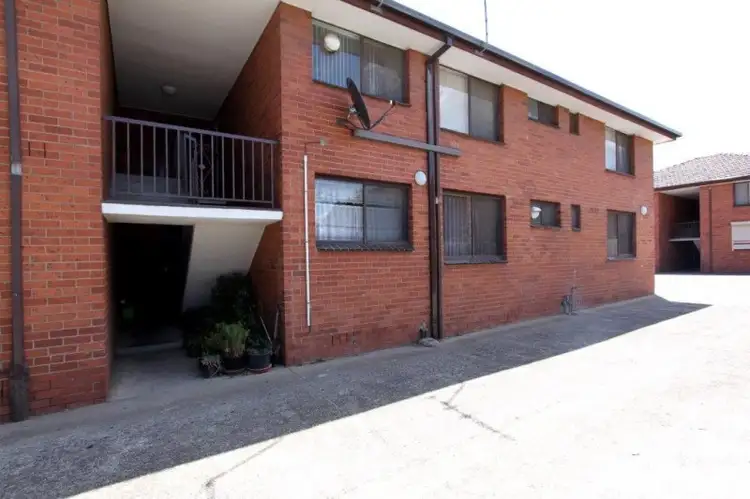 Second view of Homely apartment listing, 3/16 Forrest Street, Sunshine VIC 3020