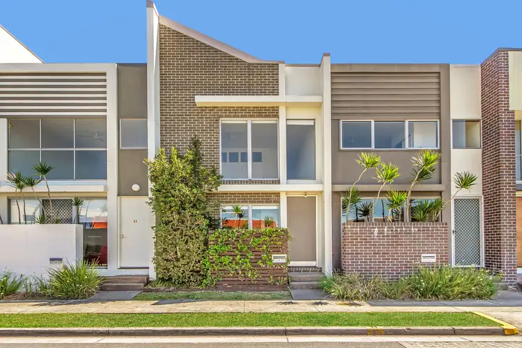 19 Emily Way, Varsity Lakes QLD 4227