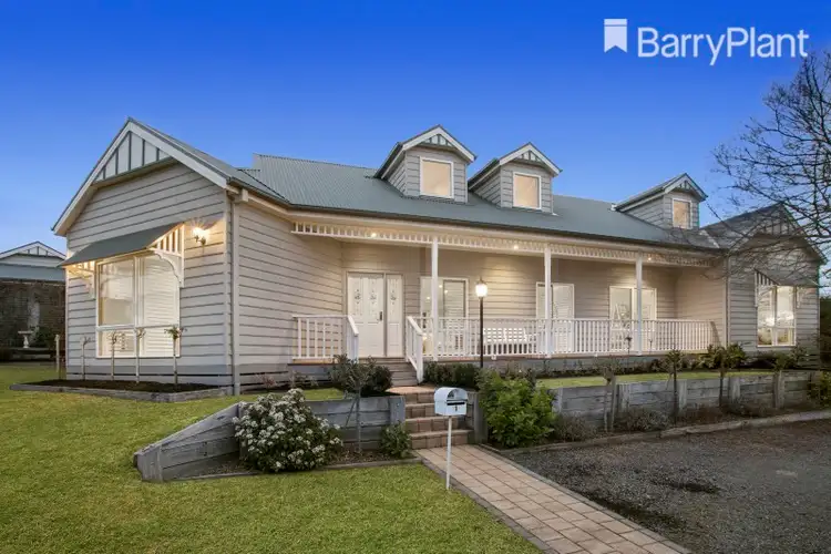 1-3 Wembley Drive, Berwick VIC 3806