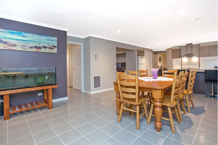 Sixth view of Homely house listing, 25 Miller Close, Drouin VIC 3818