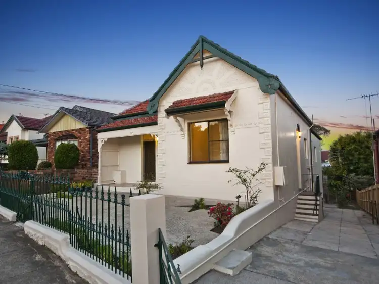 17 Albert Street, Petersham NSW 2049