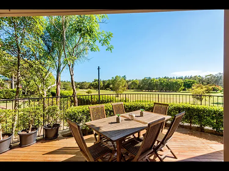 2095 The Vistas Drive, Carrara QLD 4211