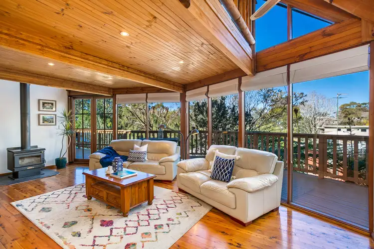 10A Pass Avenue, Thirroul NSW 2515