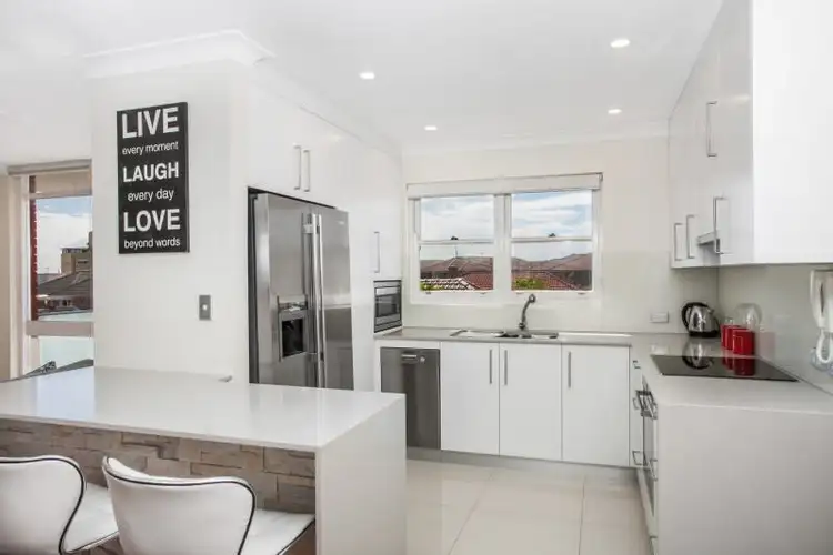 Third view of Homely apartment listing, 6/129 Gerrale Street, Cronulla NSW 2230
