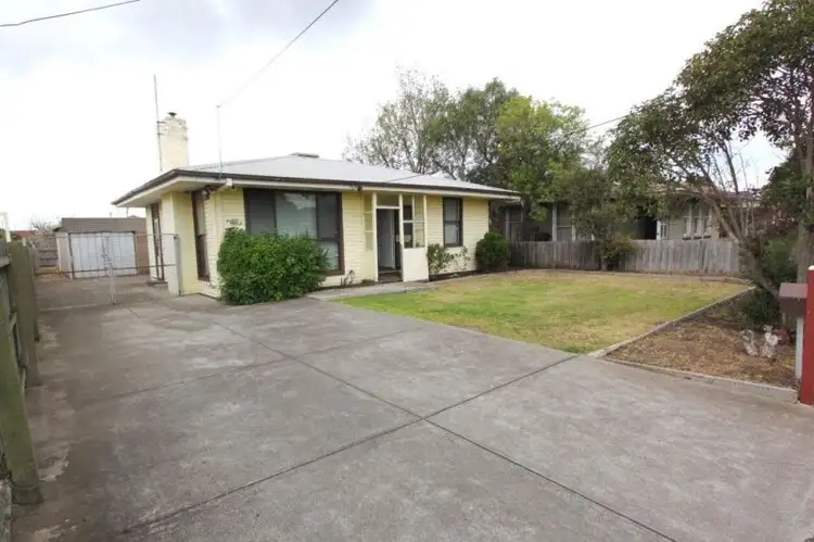 82 Darnley Street, Braybrook VIC 3019