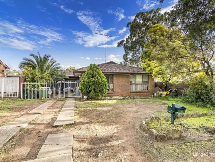 3 Reddington Avenue, St Clair NSW 2759