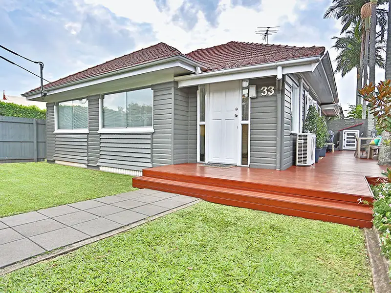 Main view of Homely townhouse listing, 1/33 Yuletide Street, Holland Park West QLD 4121