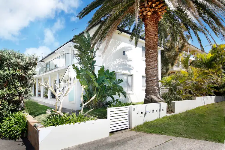 Main view of Homely unit listing, 2/8 Roker Street, Cronulla NSW 2230