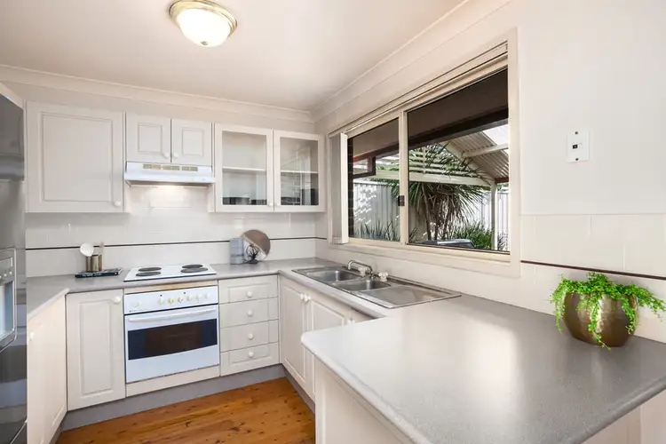 Third view of Homely villa listing, 2/3 Barham Place, Horsley NSW 2530