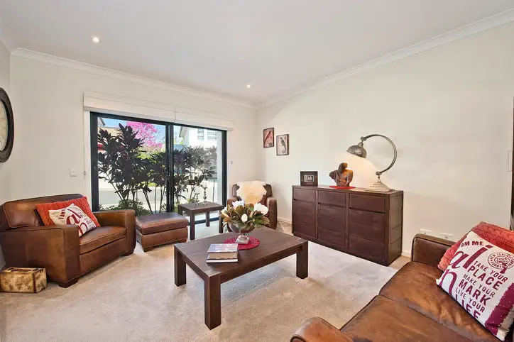 Second view of Homely townhouse listing, 136/16 Surbiton Court, Carindale QLD 4152