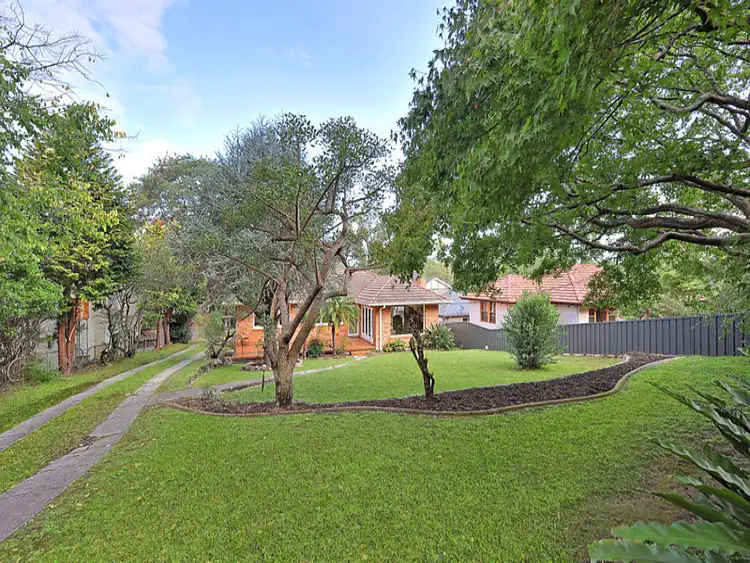 17 Lisgar Road, Hornsby NSW 2077