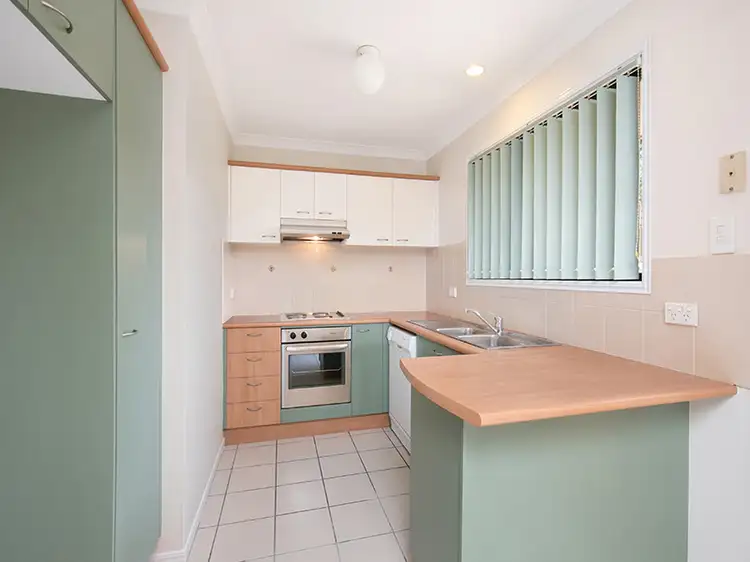 Fourth view of Homely villa listing, 30/8 Honeysuckle Way, Calamvale QLD 4116