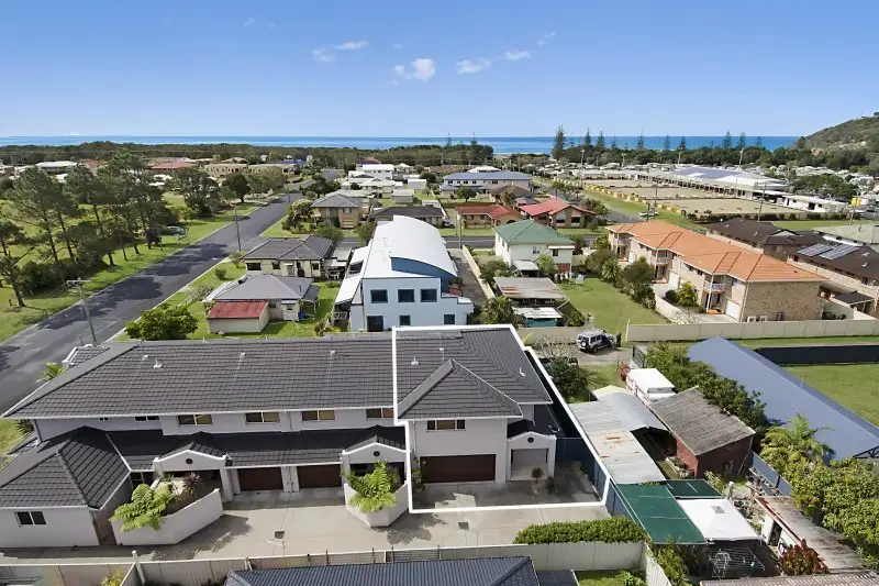 Main view of Homely townhouse listing, 4/23 Booyong Street, Evans Head NSW 2473