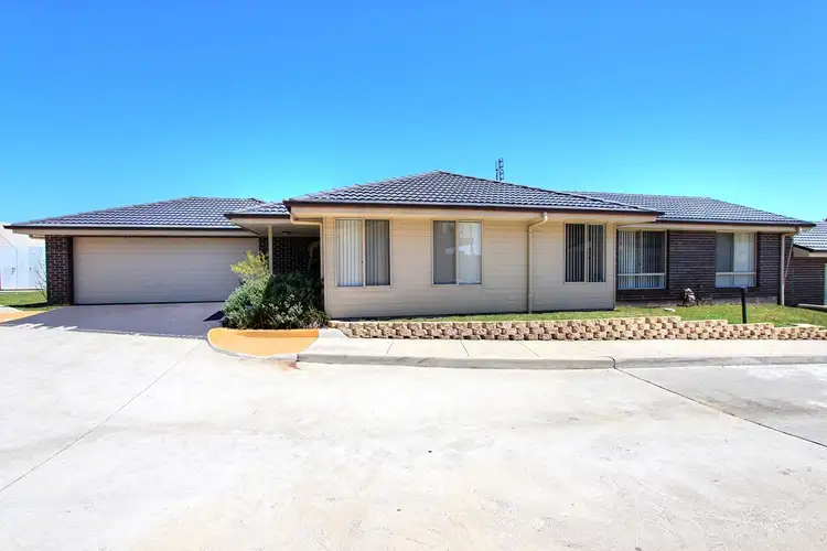 Main view of Homely villa listing, 3/3 Gahnia Place, Hamlyn Terrace NSW 2259