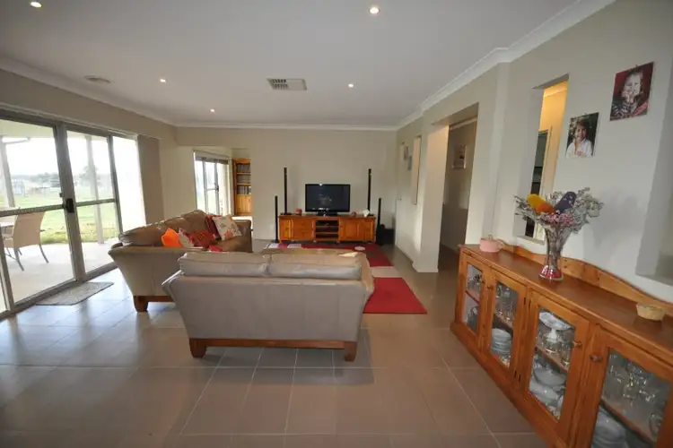 Fifth view of Homely house listing, 23 Alexandra Way, Table Top NSW 2640