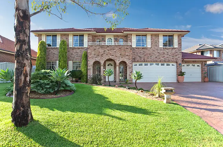 32 Creekwood Drive, Voyager Point NSW 2172