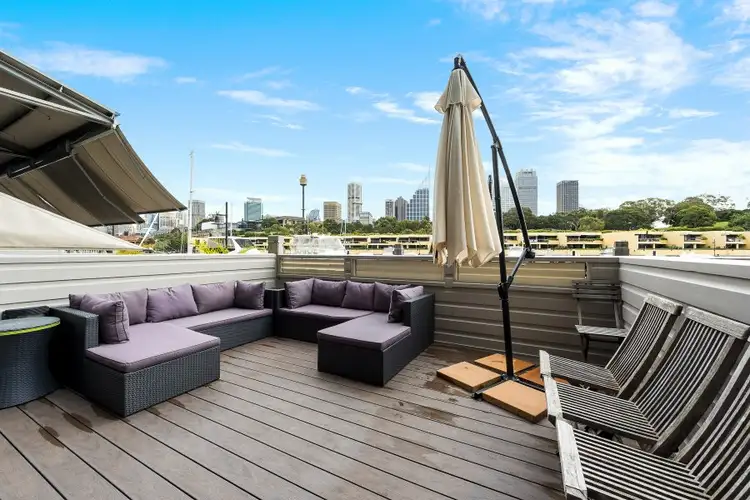 102/6 Cowper Wharf Roadway, Woolloomooloo NSW 2011