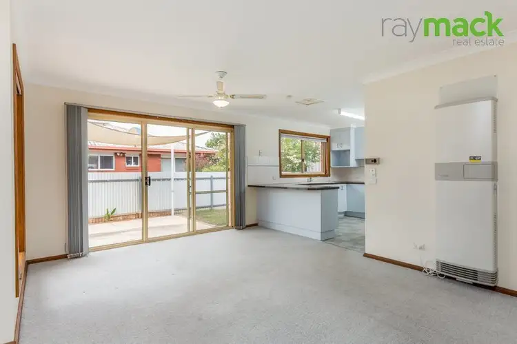 Fifth view of Homely townhouse listing, 2/435 Schaefer Street, Lavington NSW 2641