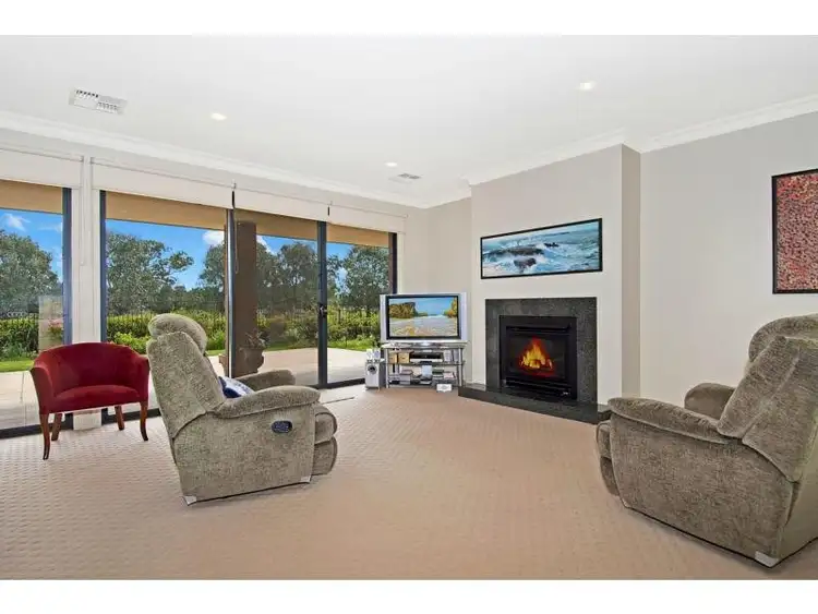 Sixth view of Homely house listing, 6 Kingsford Smith Court, Sandhurst VIC 3977