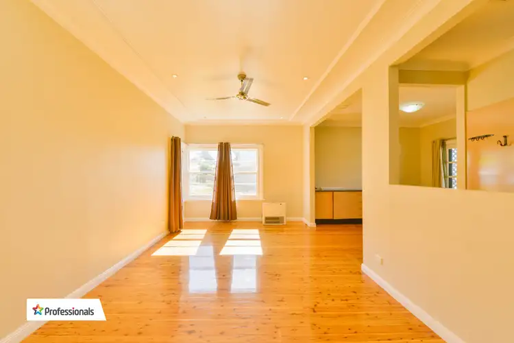 Fourth view of Homely house listing, 130 Crown Street, Tamworth NSW 2340