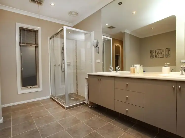 Fourth view of Homely house listing, 28 Cronulla Way, Taylors Hill VIC 3037
