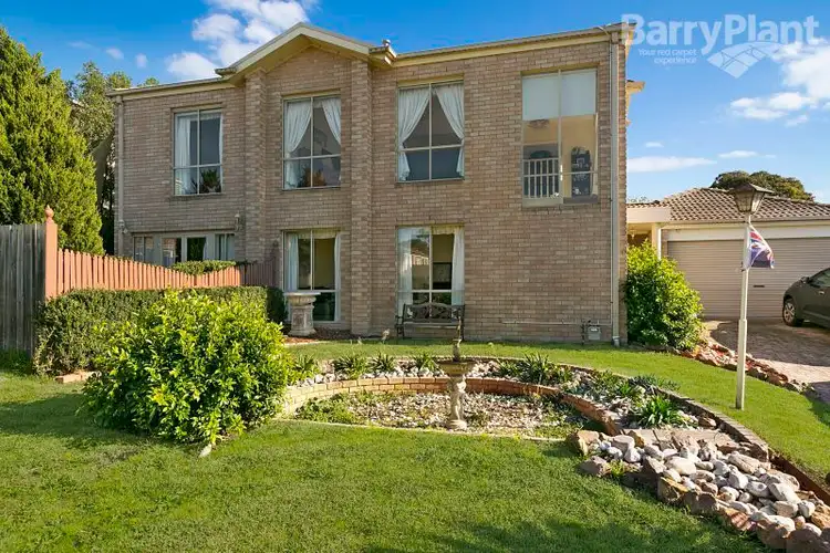 11 Grandview Terrace, Narre Warren South VIC 3805