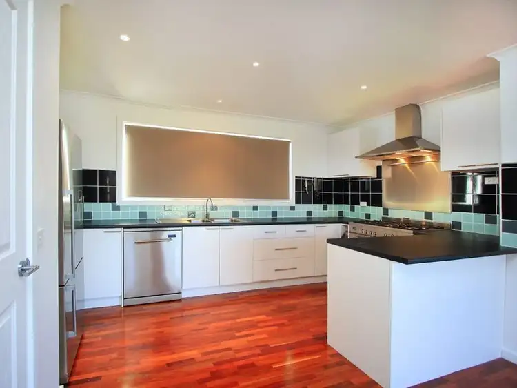 Fourth view of Homely house listing, 9 Vanessa Court, Somerville VIC 3912