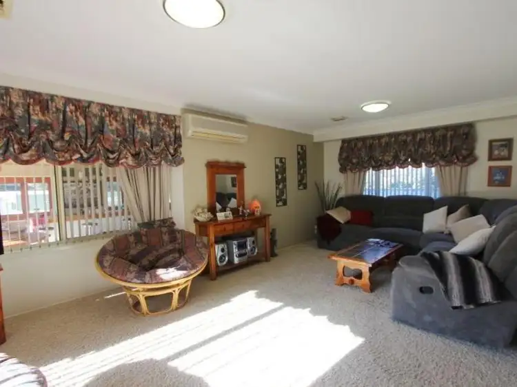 Fourth view of Homely house listing, 33 Ballanya Avenue, Goulburn NSW 2580