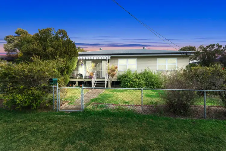 39 Grange Road, Eastern Heights QLD 4305