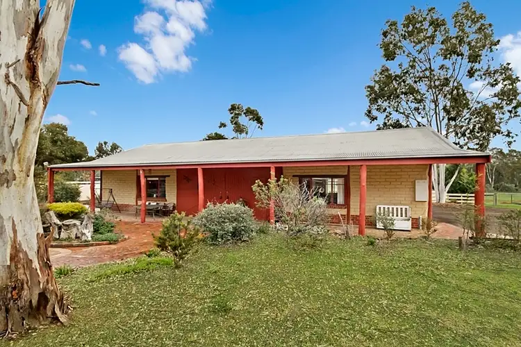 64 Native Gully Crescent, Eppalock VIC 3551