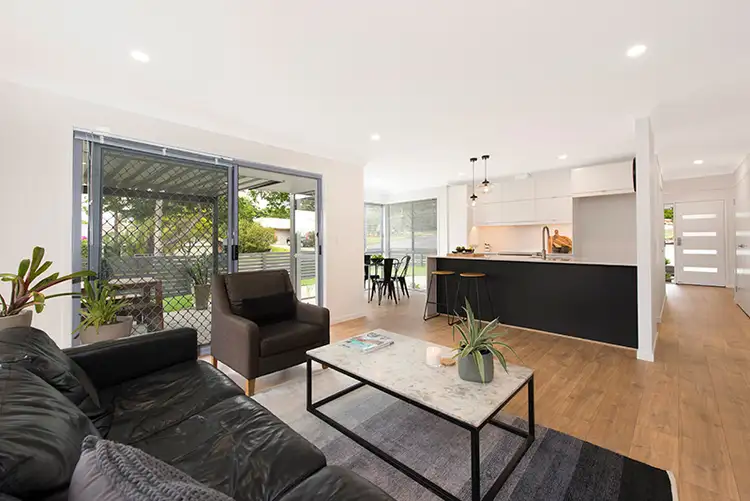 2 Allamanda Court, Sinnamon Park QLD 4073