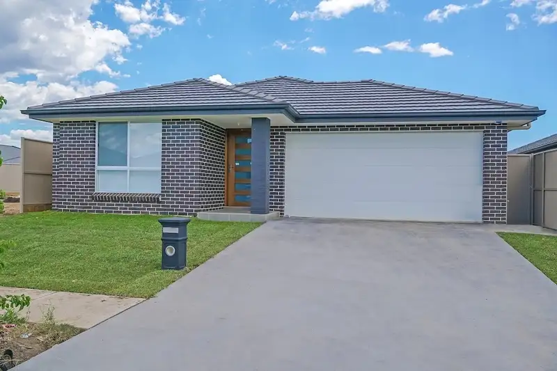 Main view of Homely house listing, 29 Owens Circuit, Spring Farm NSW 2570