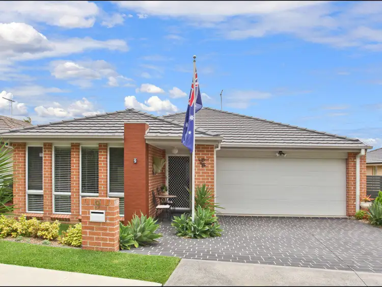 9 Holland Avenue, Ropes Crossing NSW 2760