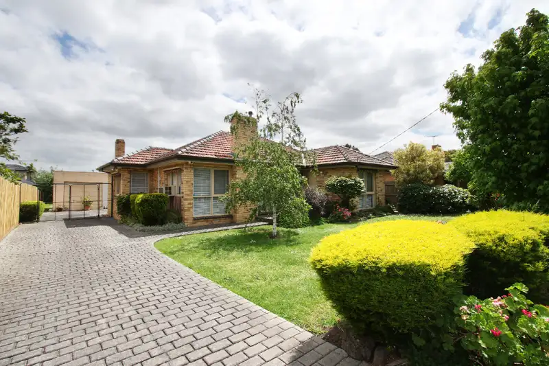 Main view of Homely house listing, 27 Darebin Boulevard, Reservoir VIC 3073